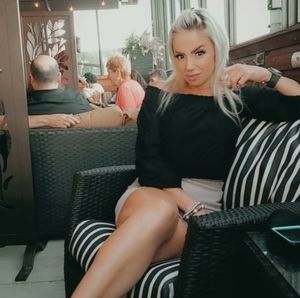 Meet your Posher, Tina